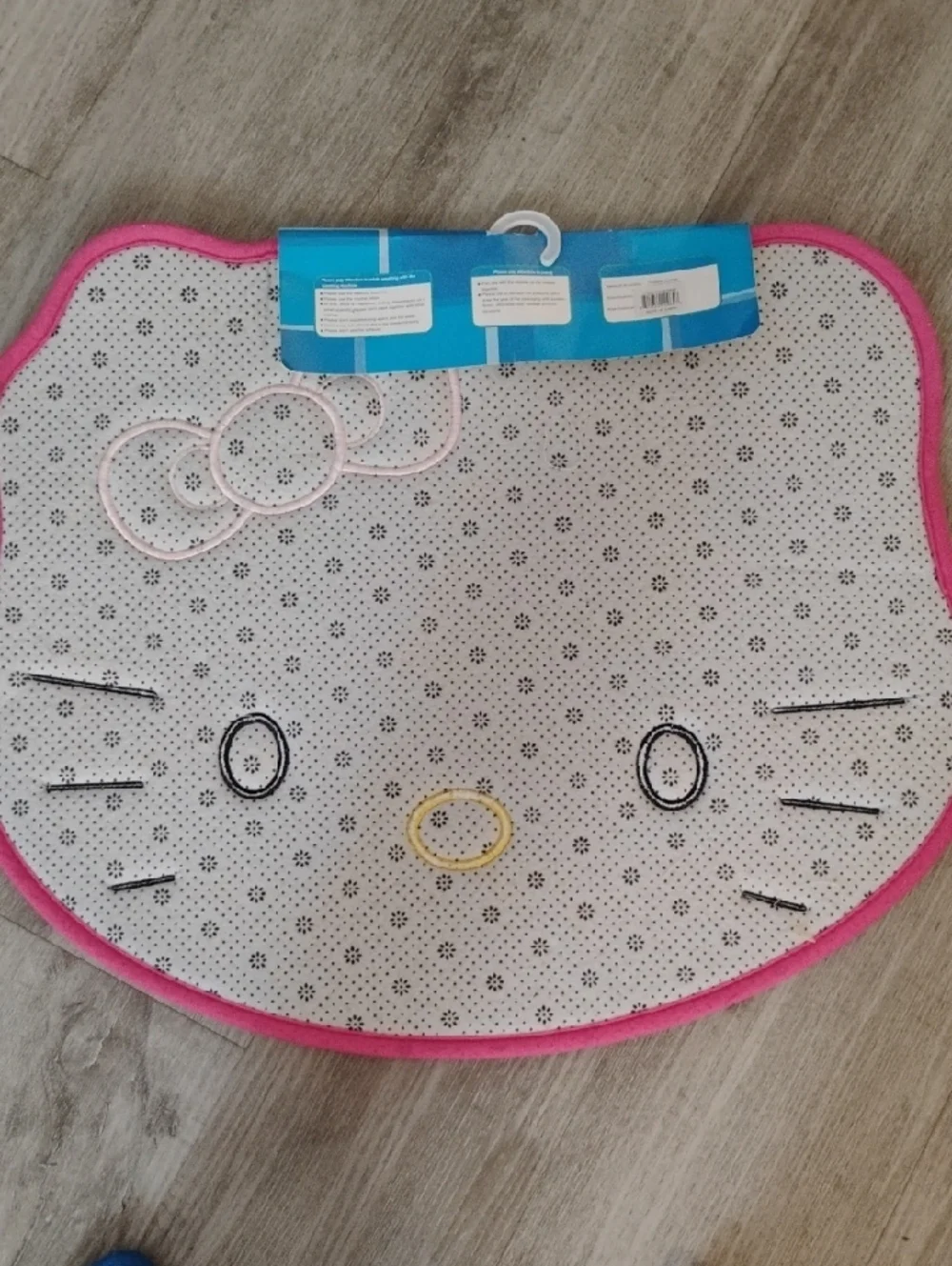 Pink Iconic Hello Kitty Shaped Plush Bath Mat/Floor Mat🆕✨🩷